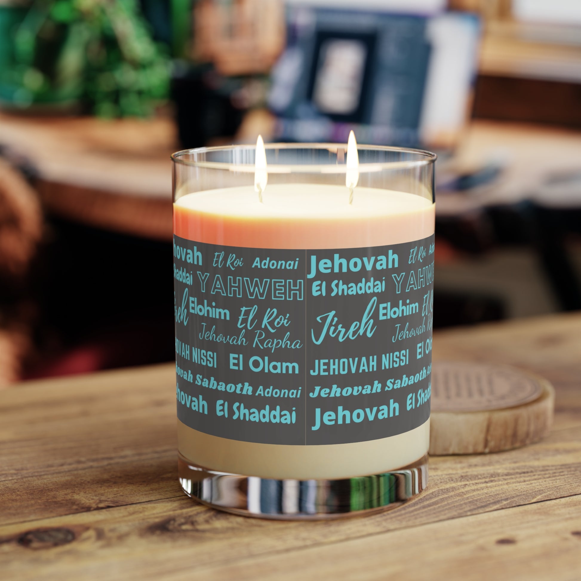 Luxurious & Aromatic Scented Candle - Gray & Blue